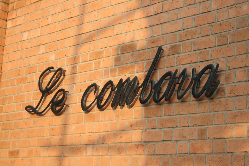 Hotel Restaurant Le Combava Antananarivo Exterior foto